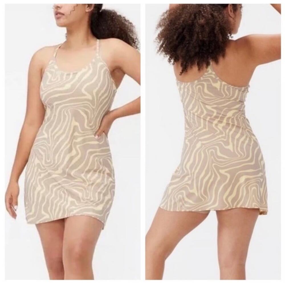 Outdoor Voices Women’s The Exercise Dress Pampas Swirl Yellow Tan Size Medium
